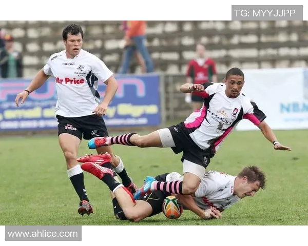 哪个足球明星因假摔而饱受争议他的行为对比赛影响几何